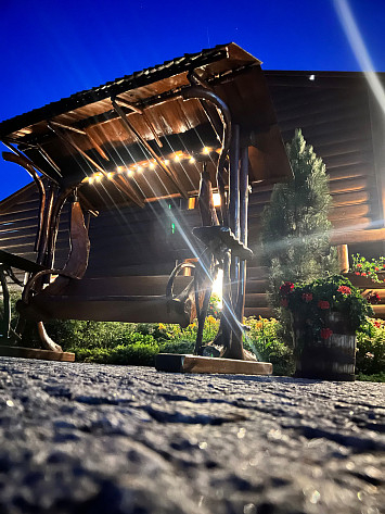 Exteriér Kravín Záhrobí