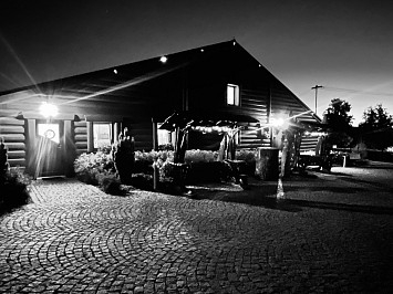 Exteriér Kravín Záhrobí